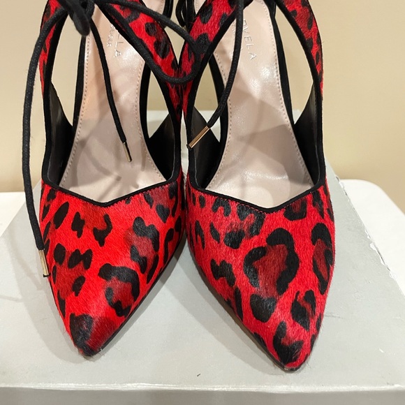 ***NIB***KURT GEIGER CALF HAIR ANIMAL PRINT Heels (39) - Picture 6 of 13